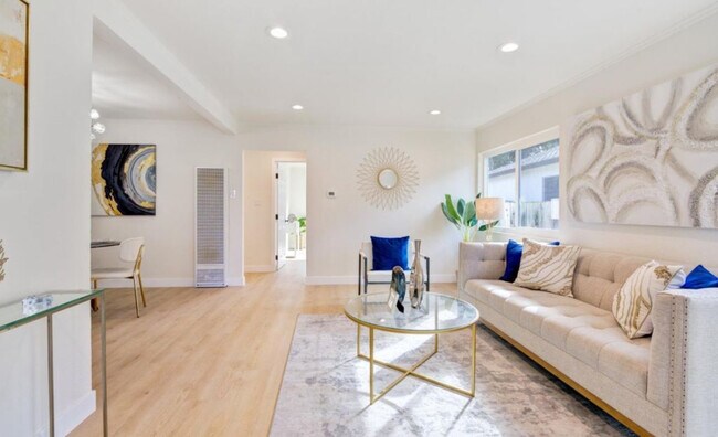 1148 Camellia Dr East Palo Alto, CA 94303 photo 5
