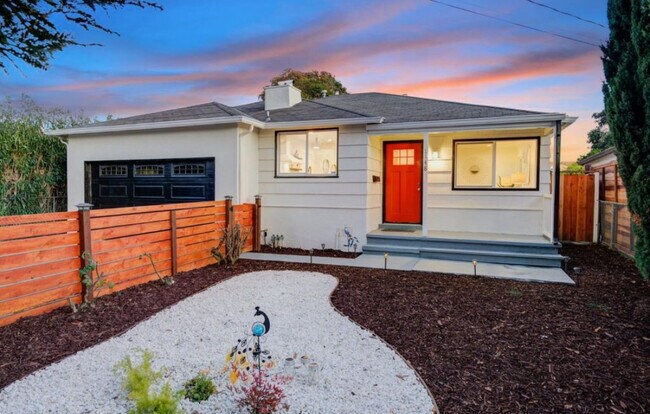 1148 Camellia Dr East Palo Alto, CA 94303 photo 2