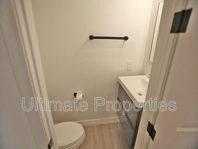 31853 N 130th Ave Peoria, AZ 85383 photo 4