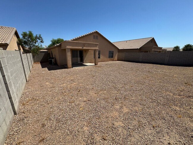 1225 W Darrel Rd Phoenix, AZ 85041 photo 2