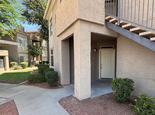 3830 E Lakewood Pkwy E Phoenix, AZ 85048 photo 2