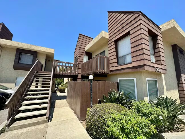 6902 Mission Gorge Rd San Diego, CA 92120