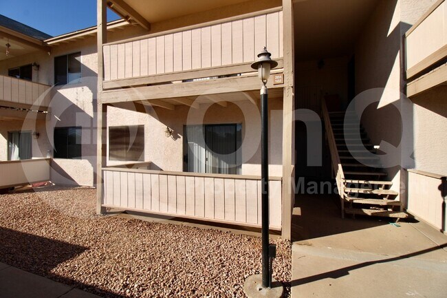 616 S Hardy Dr Tempe, AZ 85281 photo 2