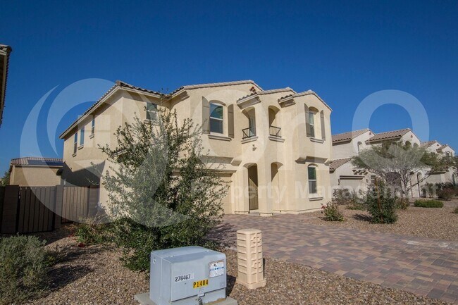 1120 E Blue Spruce Ln Gilbert, AZ 85298 photo 2
