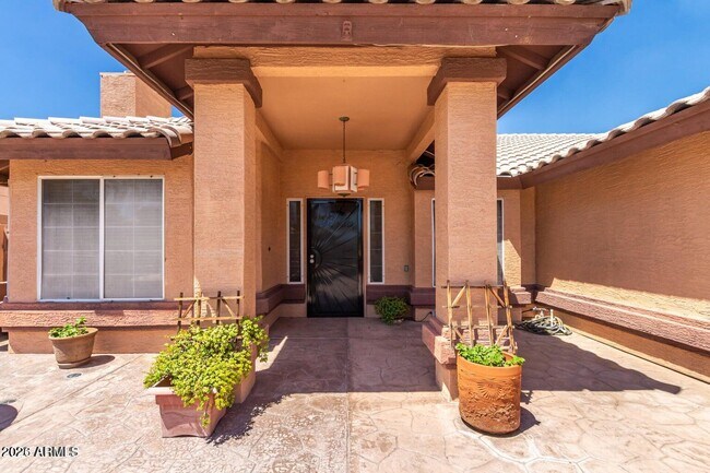 1924 E Sharon Dr Phoenix, AZ 85022 photo 4