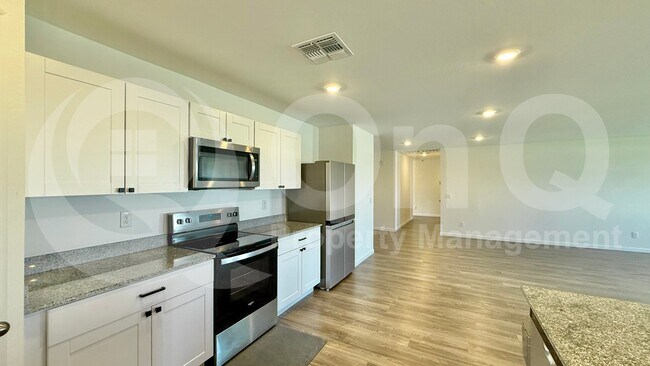 1308 E Tuscany St Casa Grande, AZ 85122 photo 3