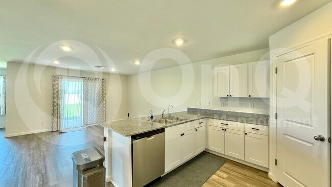 1308 E Tuscany St Casa Grande, AZ 85122 photo 4
