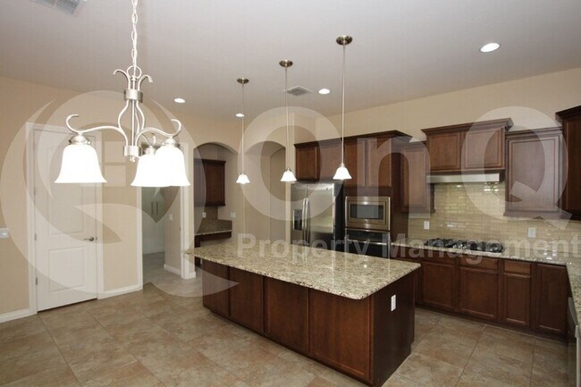 271 E Havasu Pl Chandler, AZ 85249 photo 2