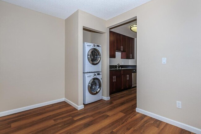 1BD/1BA (W&D) 38 floor plan