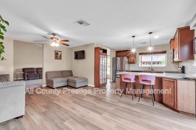 821 E Hackamore St Mesa, AZ 85203 photo 4