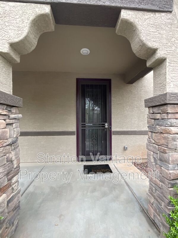 4137 E Devon Dr Gilbert, AZ 85296 photo 4