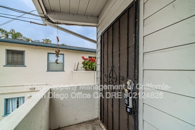 1051 Grand Ave San Diego, CA 92109 photo 2