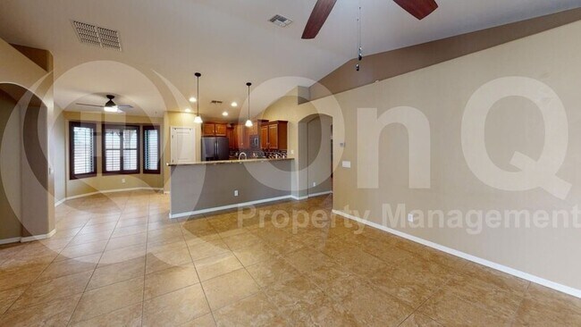 3424 E Crescent Way Gilbert, AZ 85298 photo 2