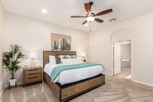 4530 E Monte Cristo Ave Phoenix, AZ 85032 photo 5