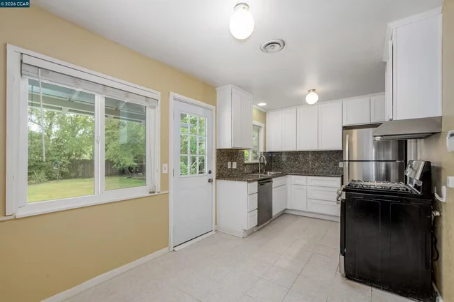 378 Verona Ave Danville, CA 94526 photo 3