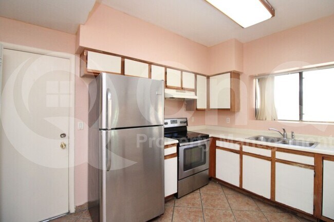 18806 N 42nd Dr Glendale, AZ 85308 photo 3