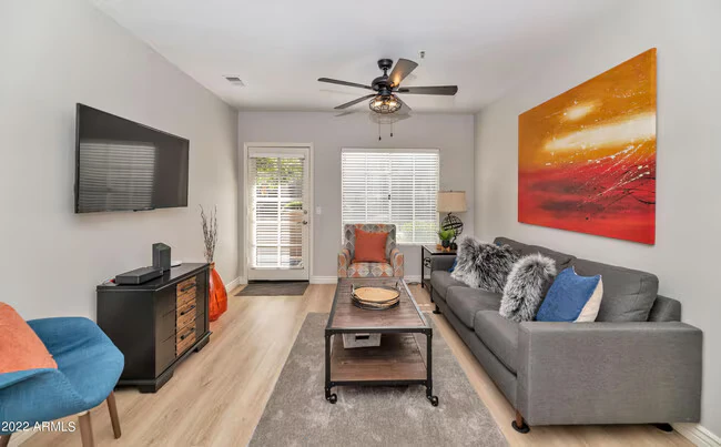 9450 E Becker Ln Scottsdale, AZ 85260 photo 4