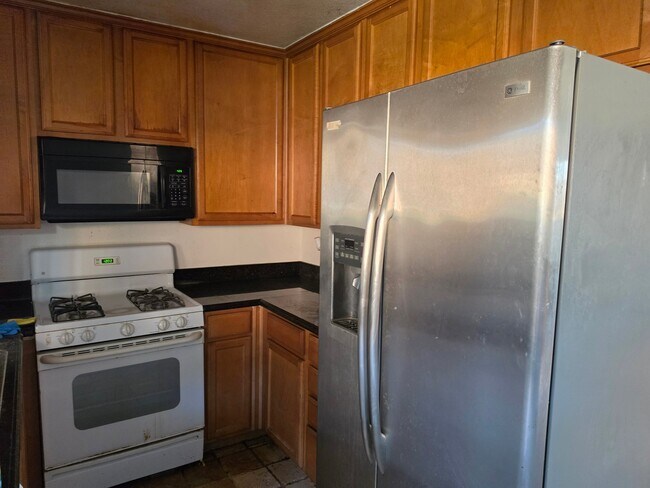 501 Calle Montecito Oceanside, CA 92057 photo 4