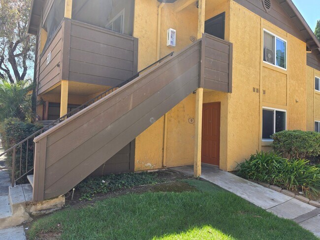 501 Calle Montecito Oceanside, CA 92057 photo 3