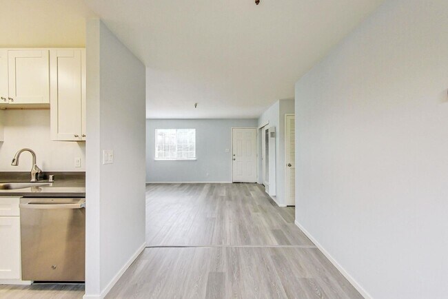 1807 Sausal St Oakland, CA 94602 photo 5