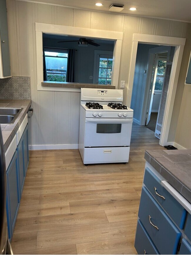 7832 Mill Station Rd Sebastopol, CA 95472 photo 4