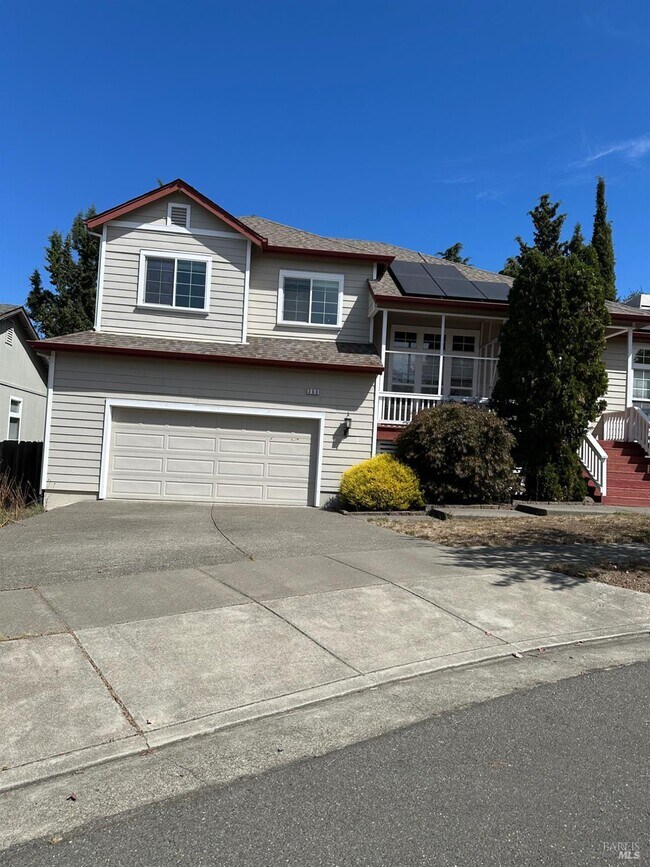 366 Breeden St photo 2