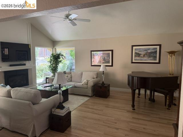 559 Morninghome Rd photo 5