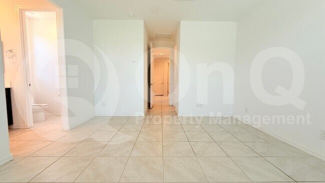17279 W Valentine St Surprise, AZ 85388 photo 3