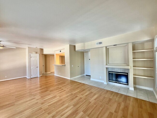 8631 Via Mallorca San Diego, CA 92037 photo 2