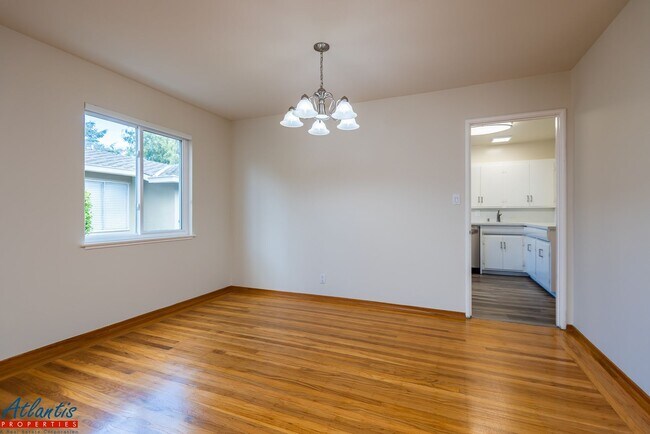 807 Mulberry Ln Sunnyvale, CA 94087 photo 4