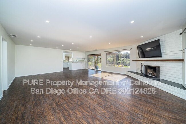 10563 Meadow Glen Way E Escondido, CA 92026 photo 5