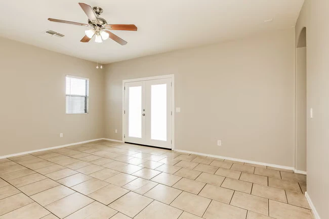 1809 W Dugan Dr Queen Creek, AZ 85142 photo 3