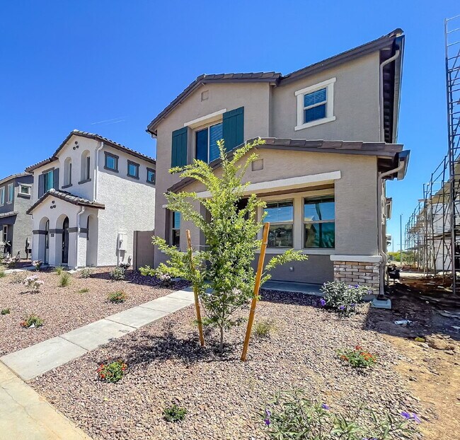 4239 S 58th Ln Phoenix, AZ 85043 photo 2