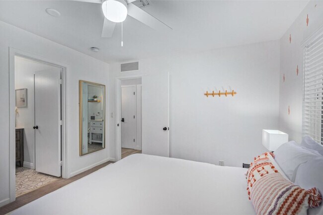7312 E Villa Way Scottsdale, AZ 85257 photo 5