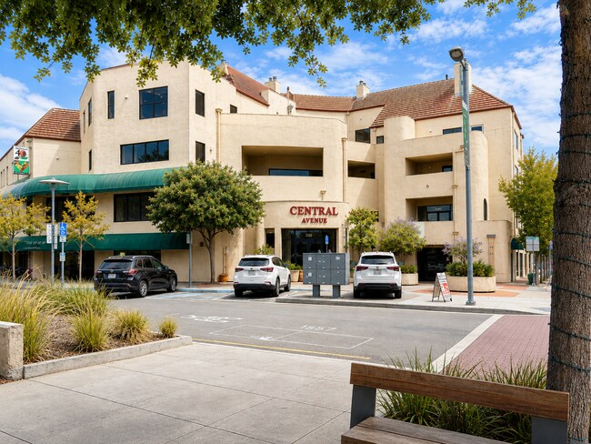 Condos on California Avenue · Palo Alto photo 3