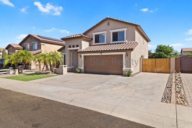 15957 W Cottonwood St Surprise, AZ 85374 photo 2