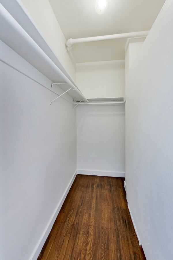 536 Leavenworth St San Francisco, CA 94109 photo 2