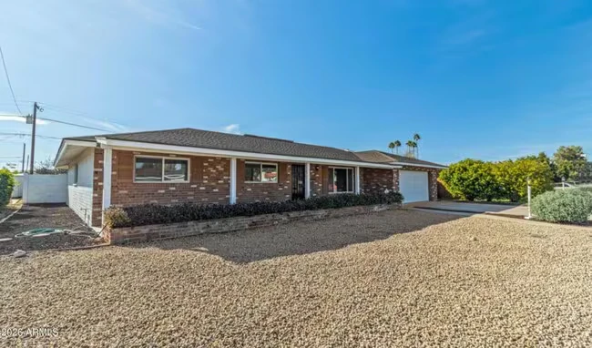 1303 W Devonshire St Mesa, AZ 85201 photo 2