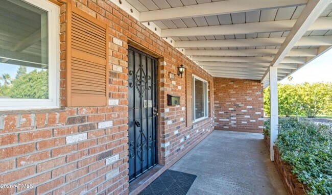 1303 W Devonshire St Mesa, AZ 85201 photo 3