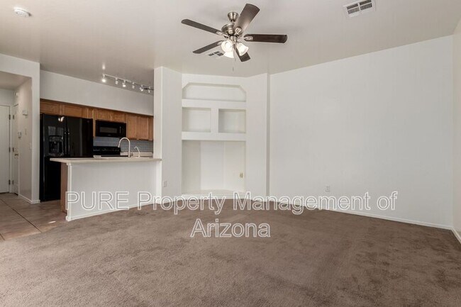 1565 S Owl Dr Gilbert, AZ 85296 photo 4