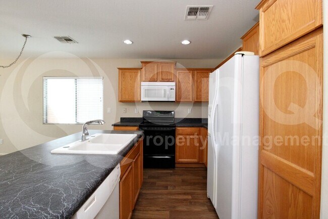 1233 W Roosevelt Ave Coolidge, AZ 85128 photo 3