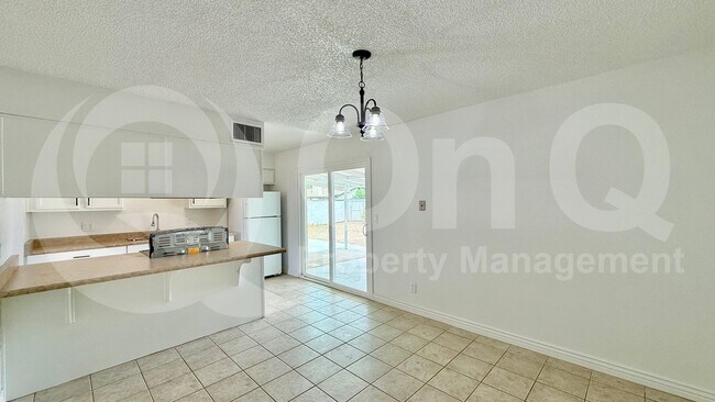 1043 E 10th Ave Mesa, AZ 85204 photo 4