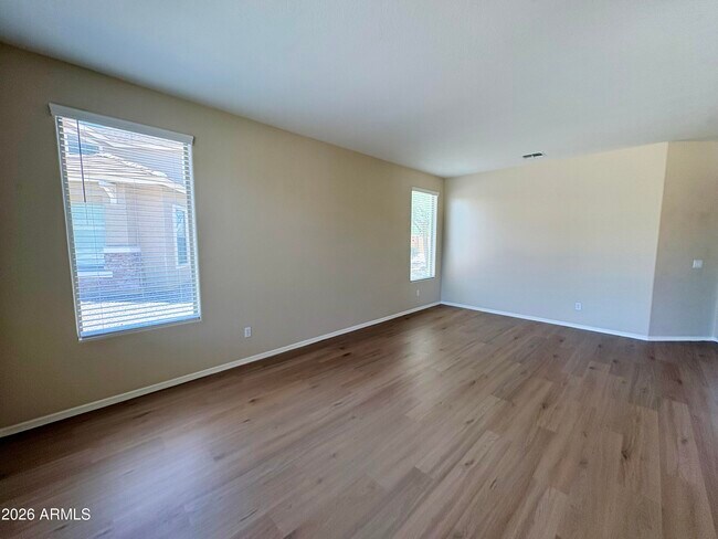 14948 N 136th Ln Surprise, AZ 85379 photo 4