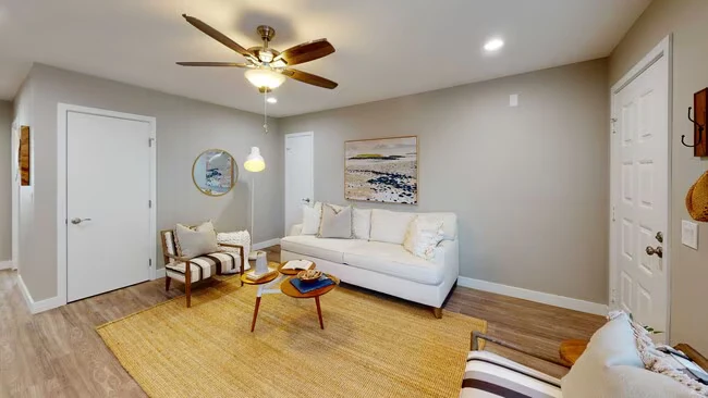 Sunnyside photo 3