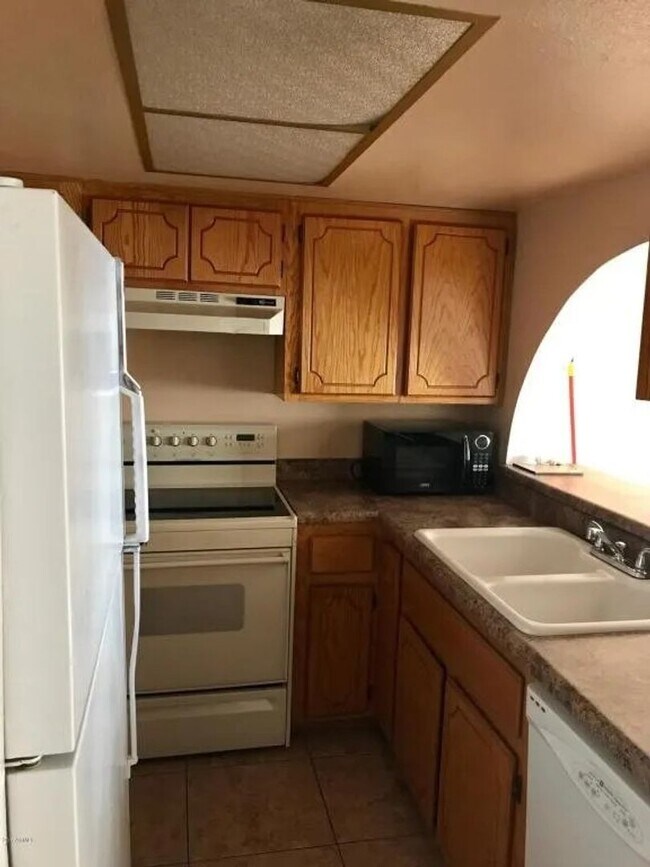 723 W 13th St Tempe, AZ 85281 photo 5