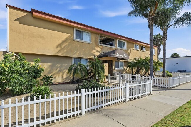 575 7th St Imperial Beach, CA 91932 photo 3