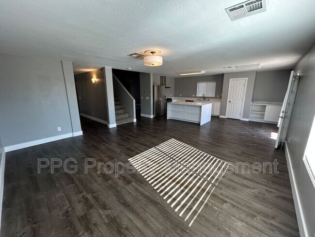 23977 W Twilight Trail Buckeye, AZ 85326 photo 4