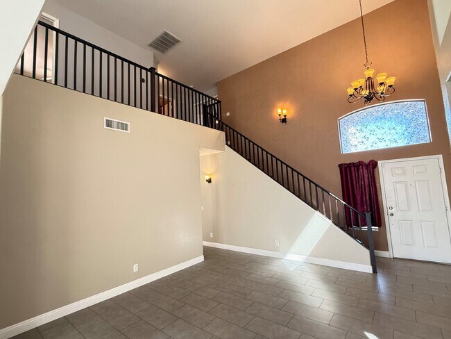 6425 W Desert Hollow Dr Phoenix, AZ 85083 photo 5