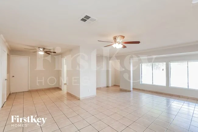 3021 W Camelback Rd Phoenix, AZ 85017 photo 3