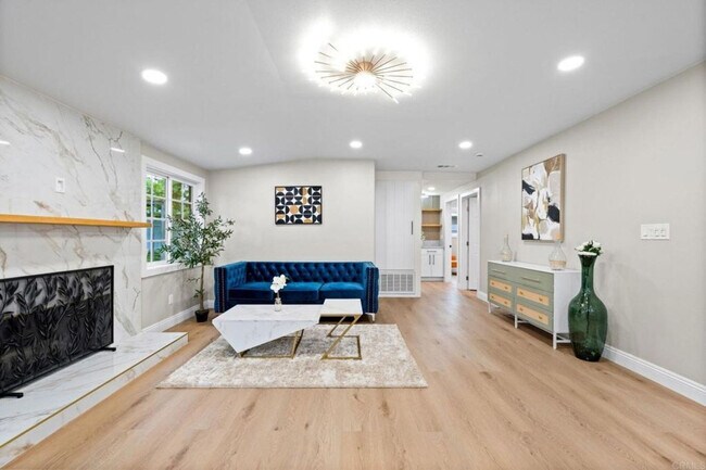 13824 Powers Rd Poway, CA 92064 photo 3